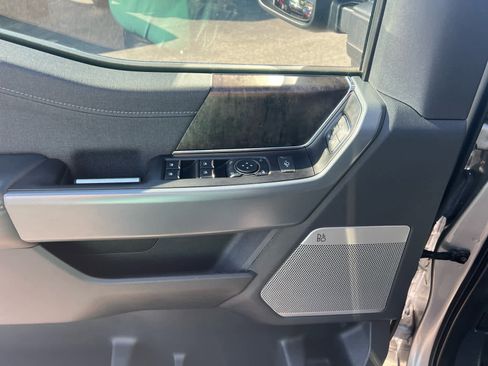 Used 2021 Ford F150 Lariat image 19