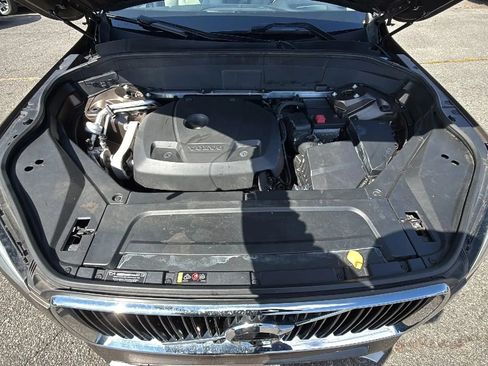 Used 2016 Volvo XC90 T6 Momentum w/ Momentum Plus Package image 22