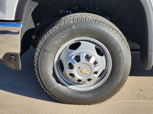 New 2026 Chevrolet Silverado 3500 W/T w/ WT Convenience Package image 17