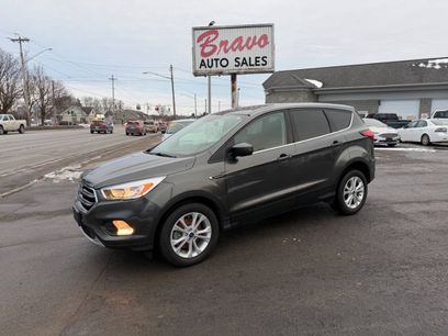 Used 2019 Ford Escape SE