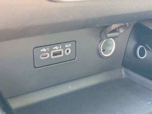 Used 2024 Nissan Altima 2.5 SV image 29