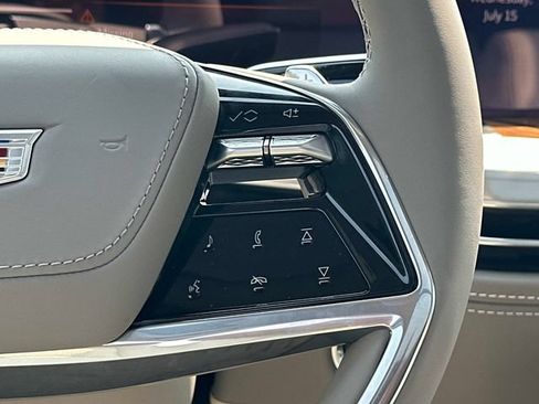 New 2026 Cadillac Escalade Platinum Luxury AWD/4WD image 6