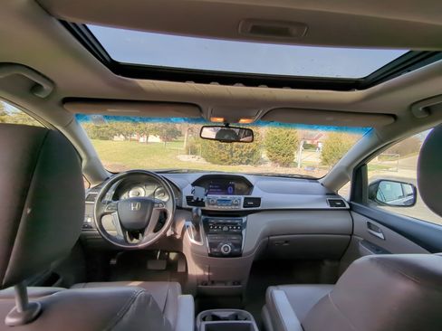 Used 2012 Honda Odyssey EX-L image 11