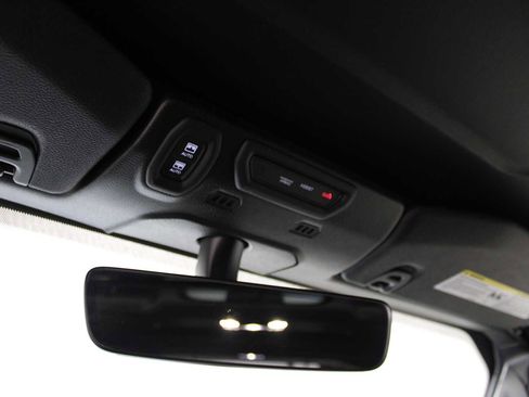 Used 2023 Jeep Wrangler Unlimited w/ Sun & Screen Package AWD/4WD image 22