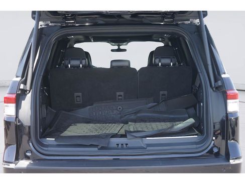 Used 2023 Lincoln Navigator Reserve AWD/4WD image 34