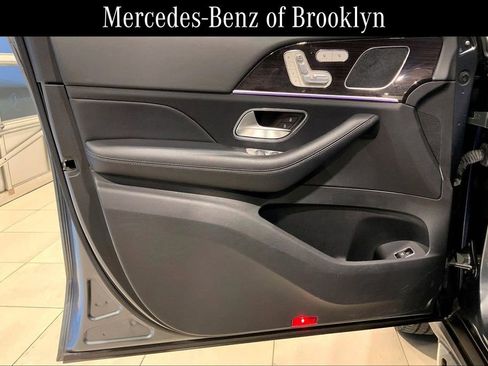 Used 2022 Mercedes-Benz GLE 350 4MATIC image 21