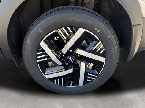 New 2026 Nissan Kicks SV image 18