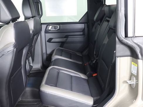 New 2025 Ford Bronco Outer Banks w/ Sasquatch Package image 54