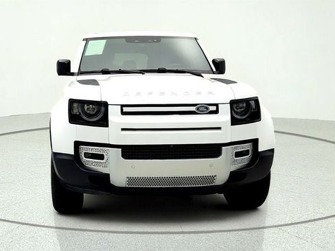 Used 2024 Land Rover Defender 110 S AWD/4WD image 2