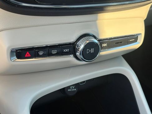 New 2026 Volvo XC40 B5 Plus w/ Protection Package Premier image 11