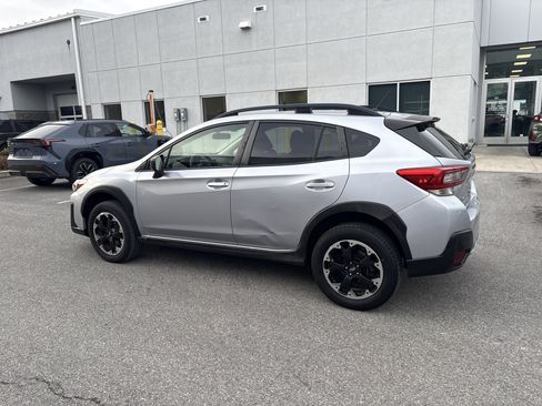 Certified 2021 Subaru Crosstrek 2.0i image 4