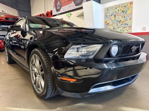 Used 2012 Ford Mustang GT Premium w/ Brembo Brake Pkg image 32