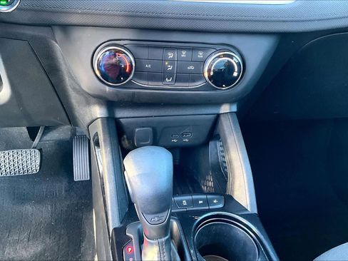 Used 2024 Chevrolet TrailBlazer LS w/ LS Convenience Package image 30