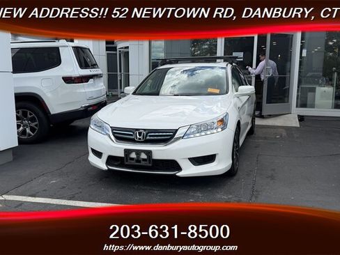 Used 2014 Honda Accord Touring image 1