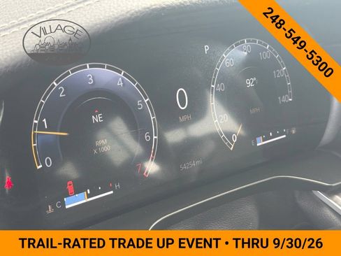 Used 2023 Jeep Grand Cherokee L Limited AWD/4WD image 18
