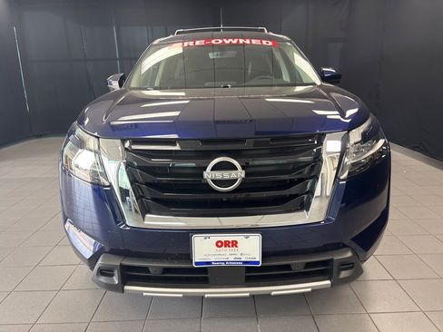 Used 2024 Nissan Pathfinder SL image 8