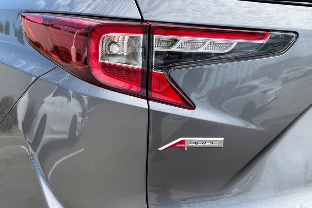 Certified 2024 Acura RDX w/ Advance Package AWD/4WD image 37