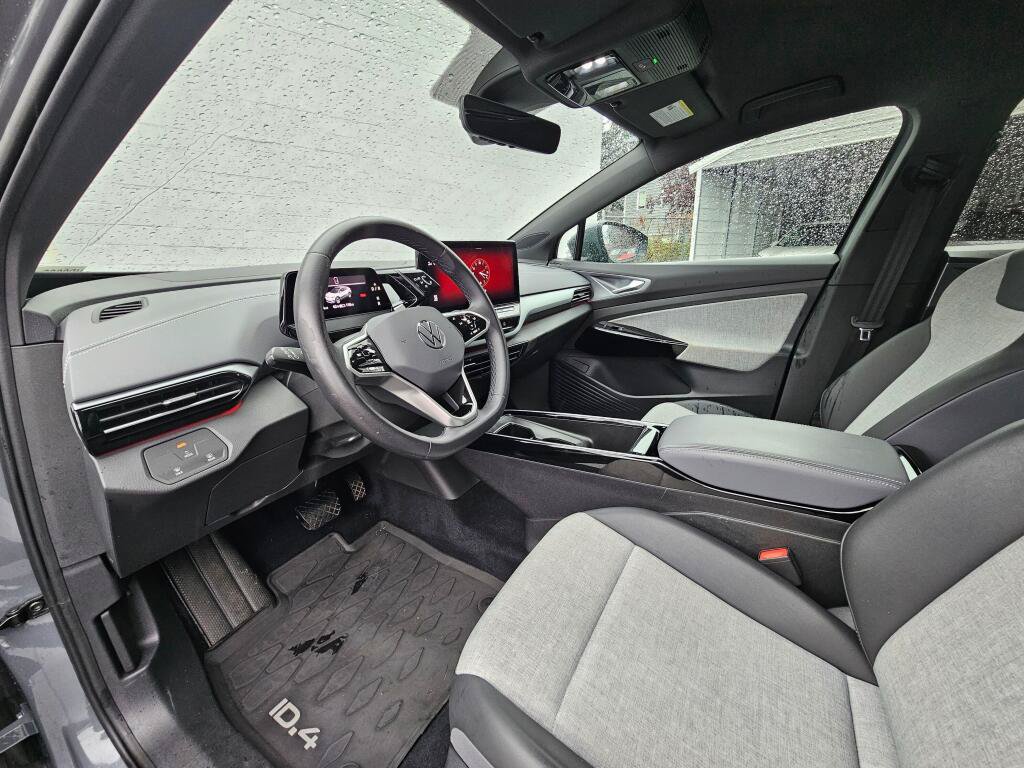 Used 2023 Volkswagen ID.4 Pro RWD image 22