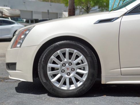 Used 2012 Cadillac CTS Luxury RWD image 6