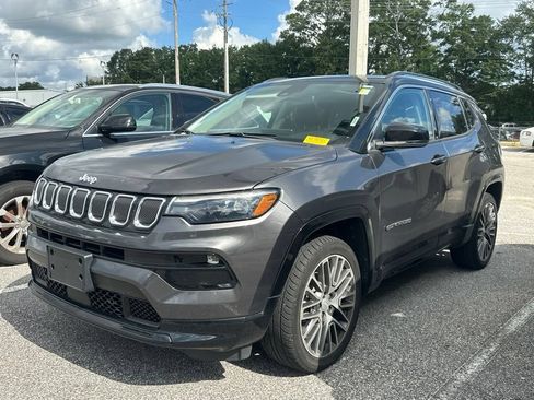 Used 2022 Jeep Compass Limited w/ Elite Group AWD/4WD image 1