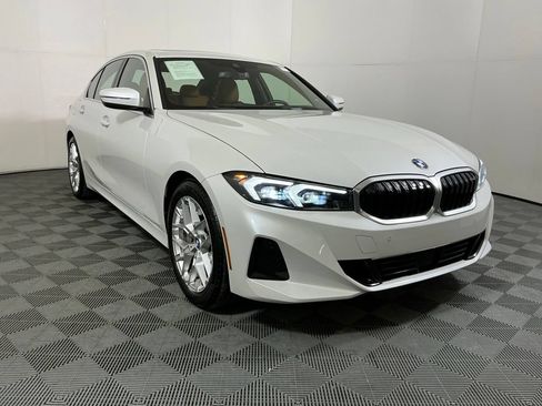 Certified 2025 BMW 330i Sedan w/ Premium Package RWD image 4