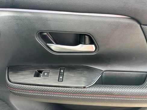 Used 2025 Nissan Kicks SR w/ Illumination Package FWD image 14