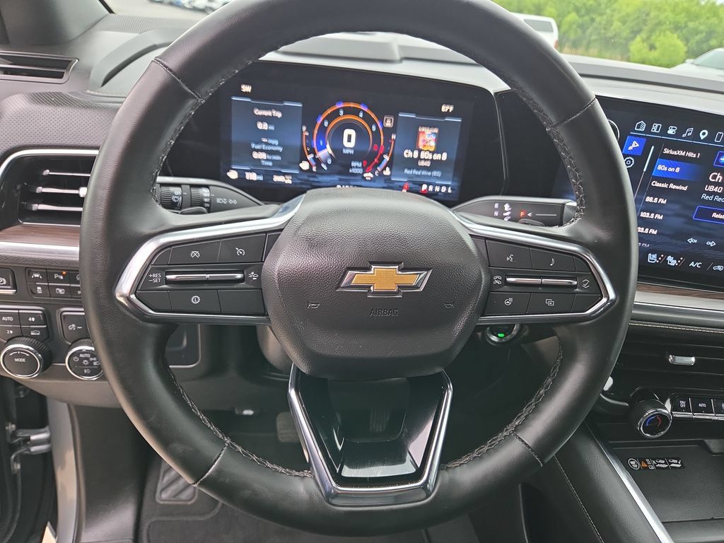 Certified 2025 Chevrolet Tahoe Premier AWD/4WD image 13