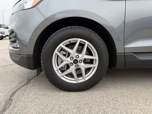 Certified 2024 Ford Edge SEL w/ Convenience Package image 36