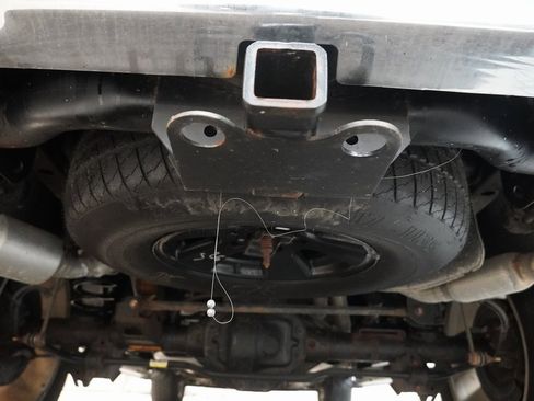 Used 2017 RAM 1500 Laramie w/ Convenience Group image 17