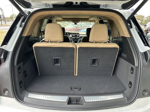 New 2025 Cadillac XT6 Premium Luxury w/ Platinum Package image 10