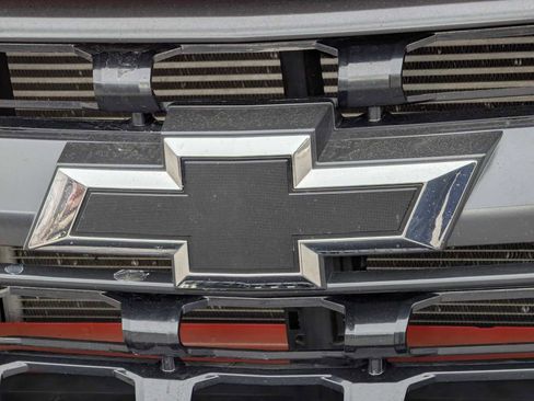 Used 2019 Chevrolet Colorado ZR2 image 11