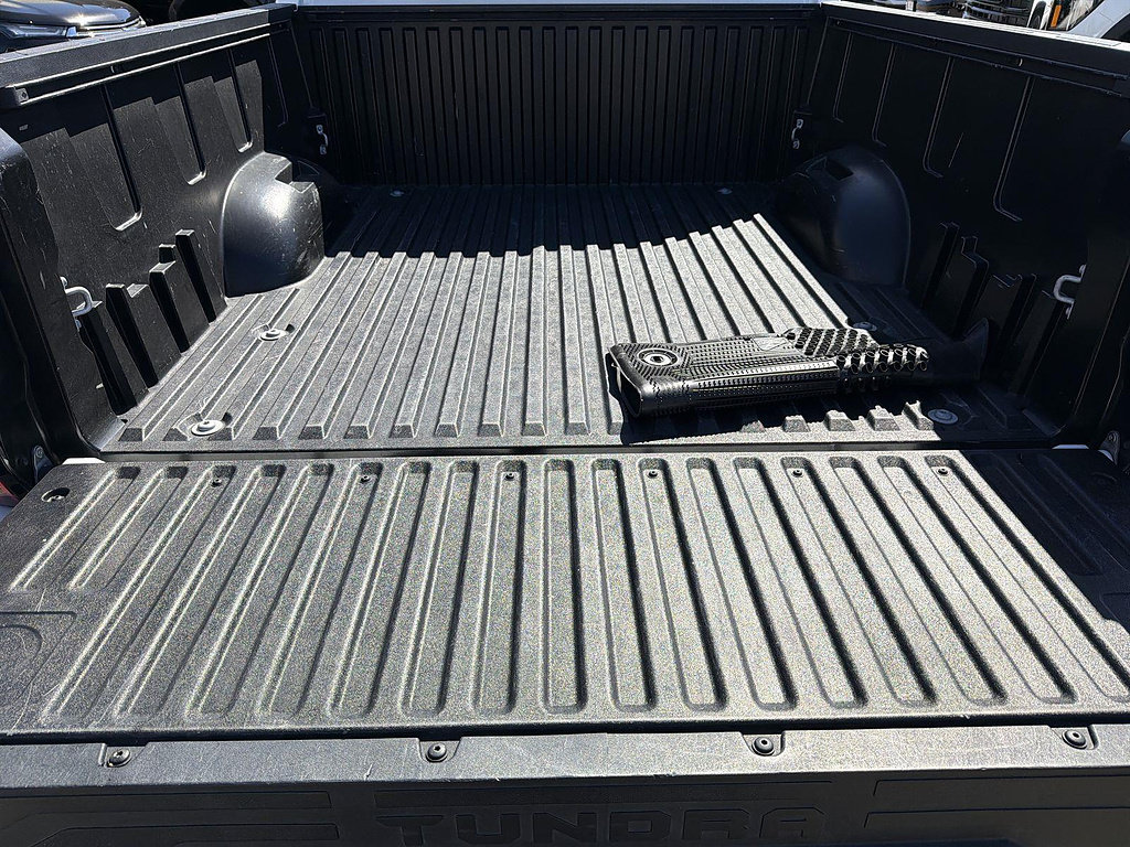 Used 2024 Toyota Tundra Limited AWD/4WD image 26