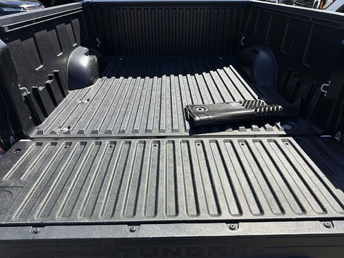 Used 2024 Toyota Tundra Limited AWD/4WD image 26
