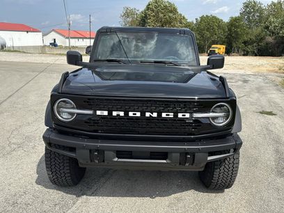 New 2026 Ford Bronco Badlands w/ Sasquatch Package