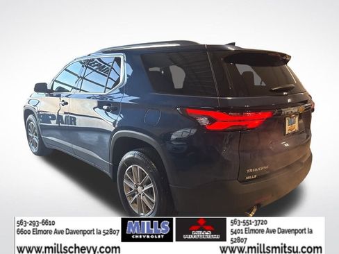 Used 2023 Chevrolet Traverse LT image 7