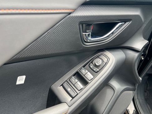 Certified 2025 Subaru Crosstrek 2.5i Limited w/ Crosstrek Mirror Package AWD/4WD image 14