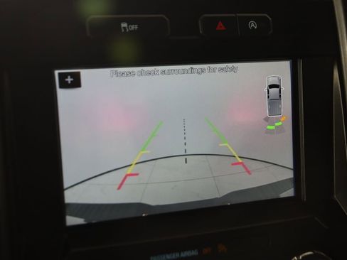 Used 2018 Ford F150 XLT w/ Equipment Group 302A Luxury image 12