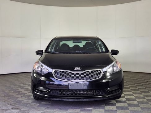 Used 2016 Kia Forte LX FWD image 2
