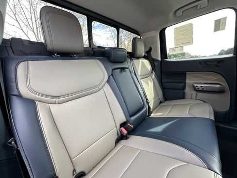 New 2025 Ford Maverick Lariat w/ 4K Tow Package image 31