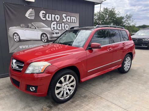 Used 2010 Mercedes-Benz GLK 350 4MATIC image 1
