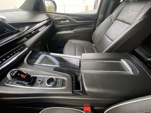 Used 2023 Cadillac Escalade Sport AWD/4WD image 20