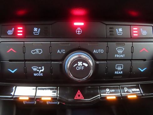 Used 2023 Dodge Durango R/T image 9