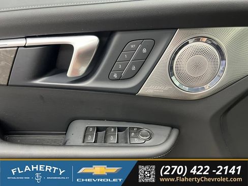 Used 2026 Buick Enclave Avenir w/ Super Cruise Package AWD/4WD image 22