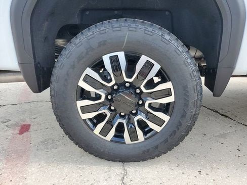 New 2026 GMC Sierra 2500 Denali Ultimate AWD/4WD image 6