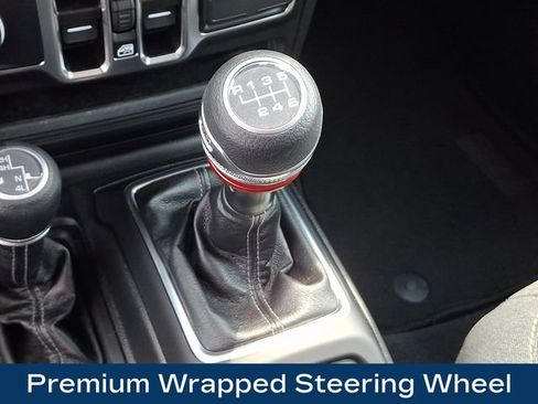 Used 2025 Jeep Wrangler Unlimited Sport AWD/4WD image 11