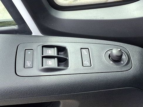 Used 2024 RAM ProMaster 2500 w/ Safety Group FWD image 21