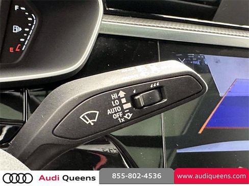 Certified 2025 Audi Q3 2.0T Premium w/ Black Optic Sport Package image 32
