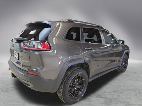 Used 2019 Jeep Cherokee Trailhawk image 5
