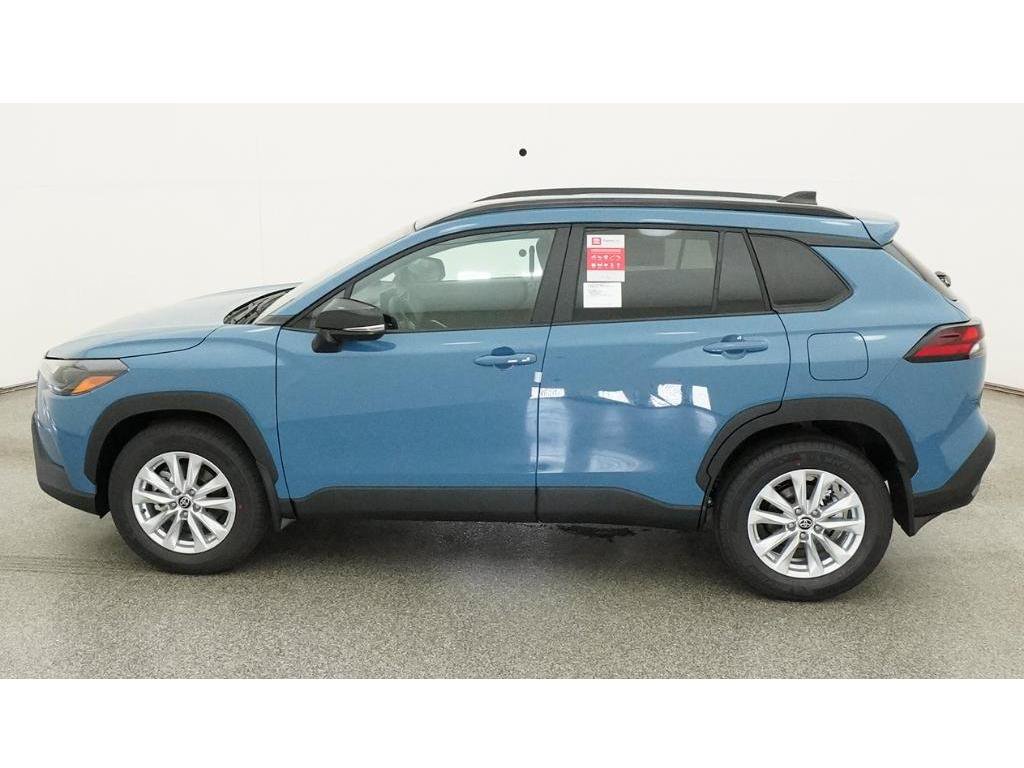 New 2026 Toyota Corolla Cross LE FWD image 3