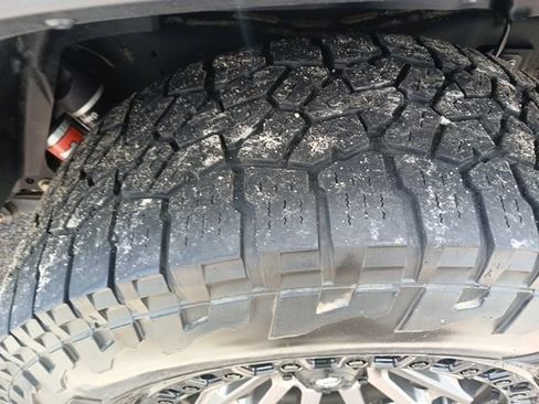 Used 2021 Jeep Gladiator Mojave AWD/4WD image 21
